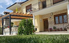 Apartments & Studio Matan